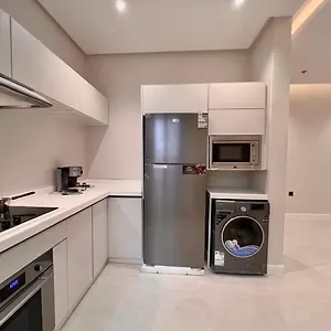 شقة Modern B3 With Ac Near Boulevard And Airport, الرياض