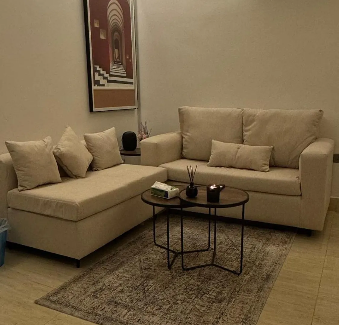 استوديو انيق ومرتب location